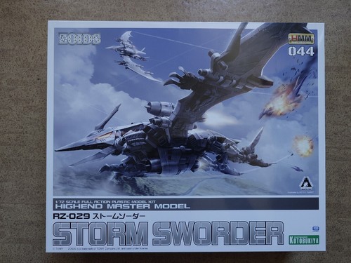 029 storm sworder - 1/72,