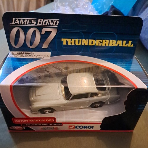 Corgi james bond - corgi, thunderball
