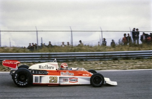Nelson piquet mclaren m23 - nelson,