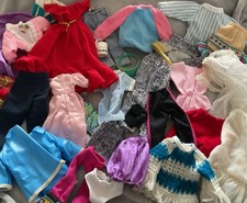 Bundle Of Vintage & Modern Fashion Doll Clothes & Accessories. Barbie / Sindy
