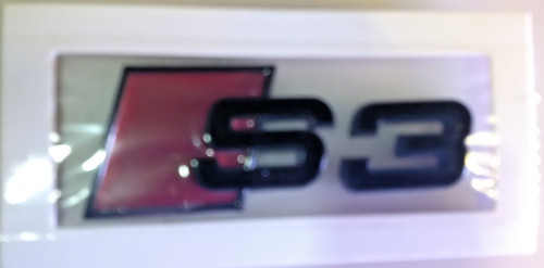 Audi gloss black boot - gloss, badge