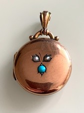 9ct Gold Locket Fully