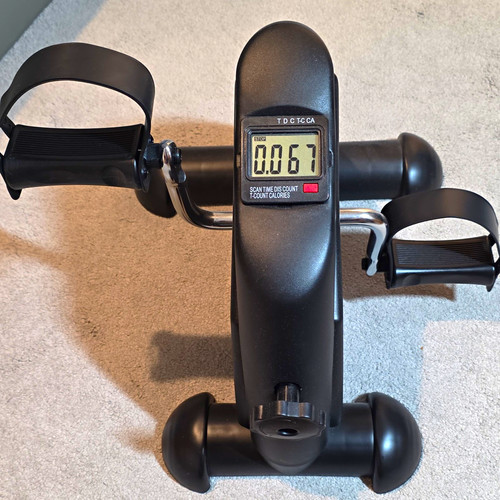 Mini pedal exerciser - pedal,