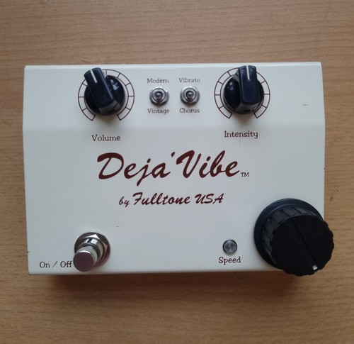 Fulltone deja vibe pedal - fulltone,