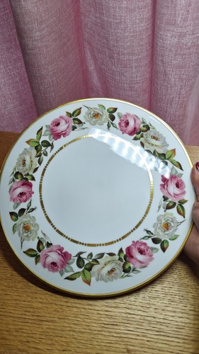 Royal worcester cake - royal,