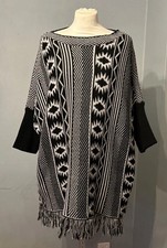 LIPSY LONDON Love Michelle Keegan Black Jumper/poncho Size 10 Short Sleeve