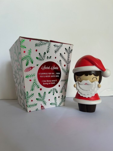 Secret santa momiji hand - secret,