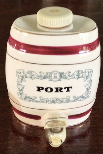 Wade royal victoria pottery - royal,