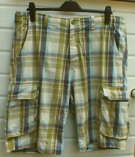 URBAN SPIRIT GREEN/MULTI WOVEN CHECK COTTON CHINO STYLE SHORTS. WAIST: 38ins