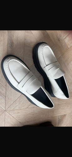 Cream and black shoes - cream,