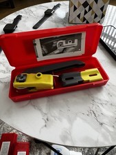 Fiber Optic Cable Stripping