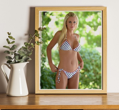 Jenny mccarthy x8 - :, 10"x8"