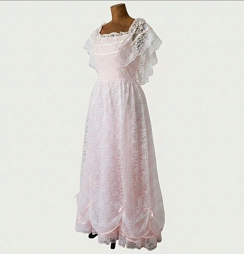 Vintage union made lace - made, dress
