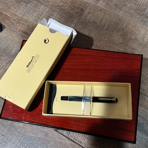 Pelikan 200 fountain - pelikan, nib