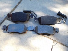 Ford Granada MK3. 2.9i/2.9i 4X4/2.5. Sierra XR 4x4/Estate. Front Brake Pad Set.