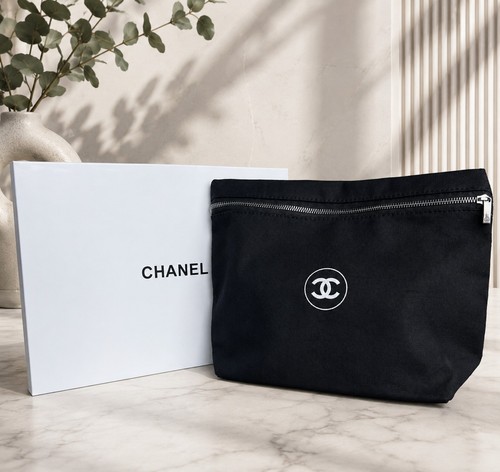 Chanel beaute canvas makeup - chanel,
