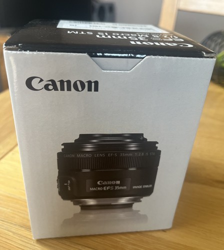 Canon 35mm 8 - ef-s, macro
