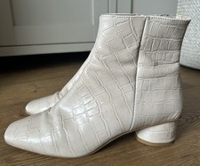 Office Ivory Crocodile leather