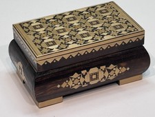 Vintage Russian Straw Wood Trinket Storage Box Keepsake Novelty Gift