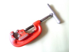 Ridgid 42-A Heavy-Duty 4-Wheel Pipe Cutter 50mm Capacity