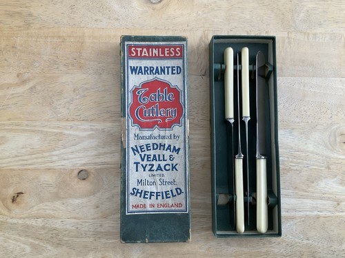 Incomplete box set vintage - box,
