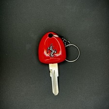 Ferrari Style Key Ring Red –