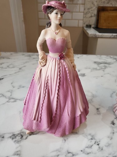 Coalport figurine 1995 - figurine, of