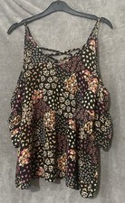 Floral Cold Shoulder Top