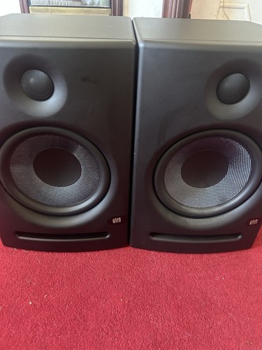 Presonus eris active - e8,