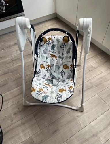Graco baby swing - baby,