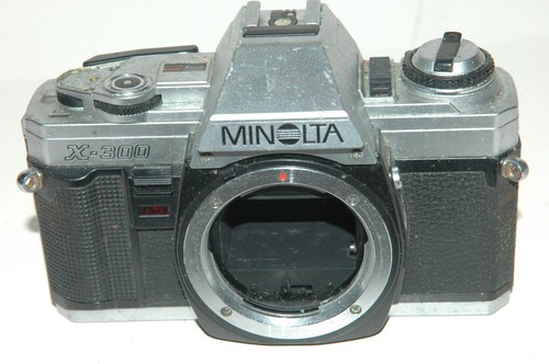 Minolta 300 camera body non - minolta,