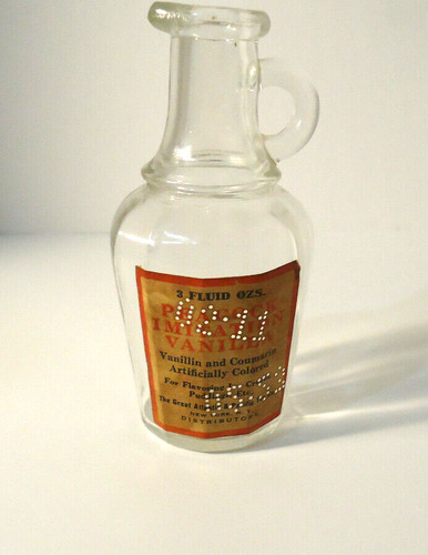 Old small pitcher - &,