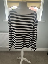 Woman’s H&M Black And White