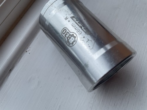 Bottom bracket converter - bracket,
