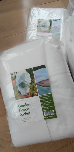 Pack frost fleece plant - of,