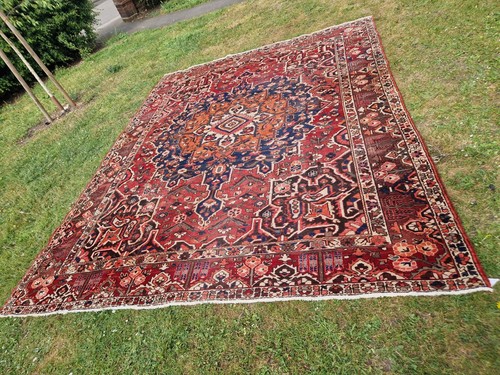 Large handmade wool rug - large,