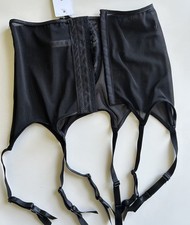 Full suspender belt