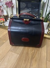 Spectacular vintage top grain leather Gladstone bag