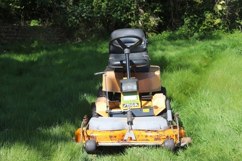 Stiga park pro ride mower - on,