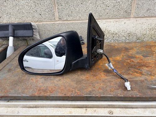 Toyota auris hatchback - toyota,