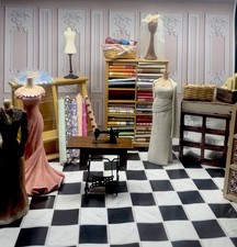Dolls house scale - dolls,
