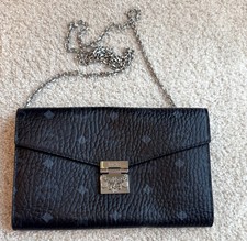 MCM large Patricia wallet on