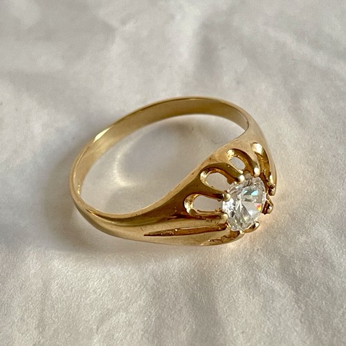 9ct yellow gold solitaire - cz,