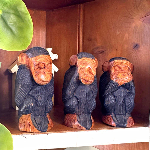 Set carved wooden monkey - set,