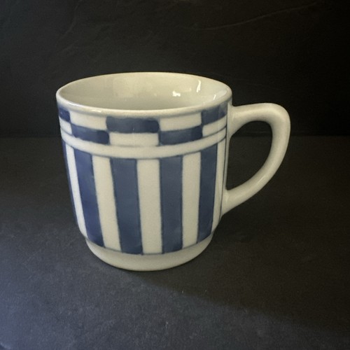 Idg blue and - blue, white