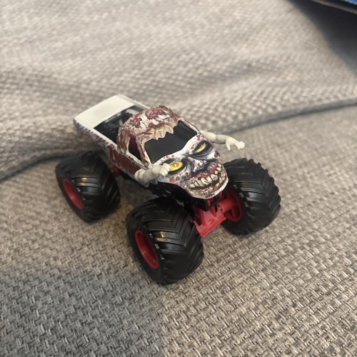 Monster jam zombie - monster, 1:64