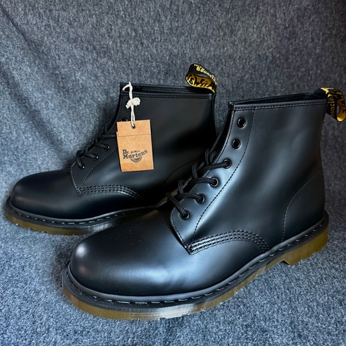 Martens 101 eyelet boot - martens,