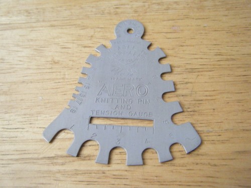 Vintage metal bell knitting - metal,