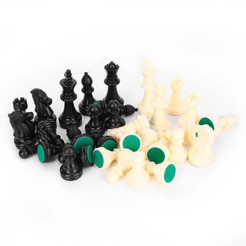Plastic chess pieces - chess,