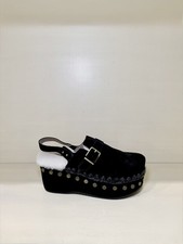 MOU women's black socket size